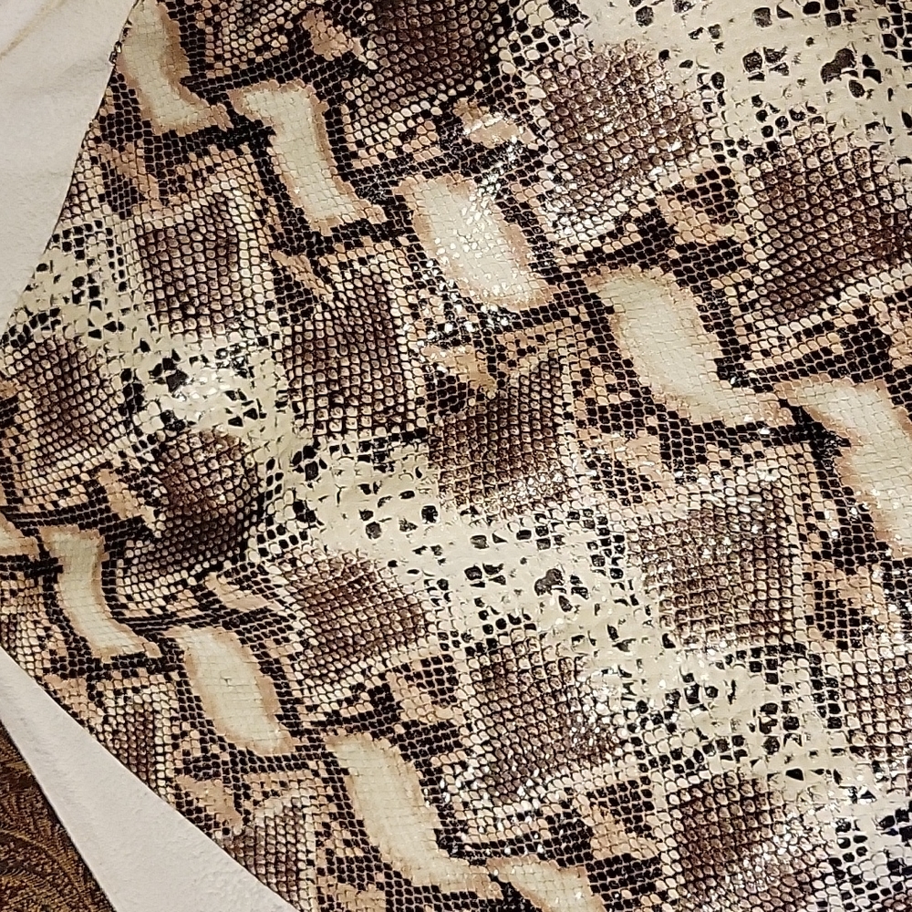 Jaclyn Smith skin snak skirt - Picture 2 of 4